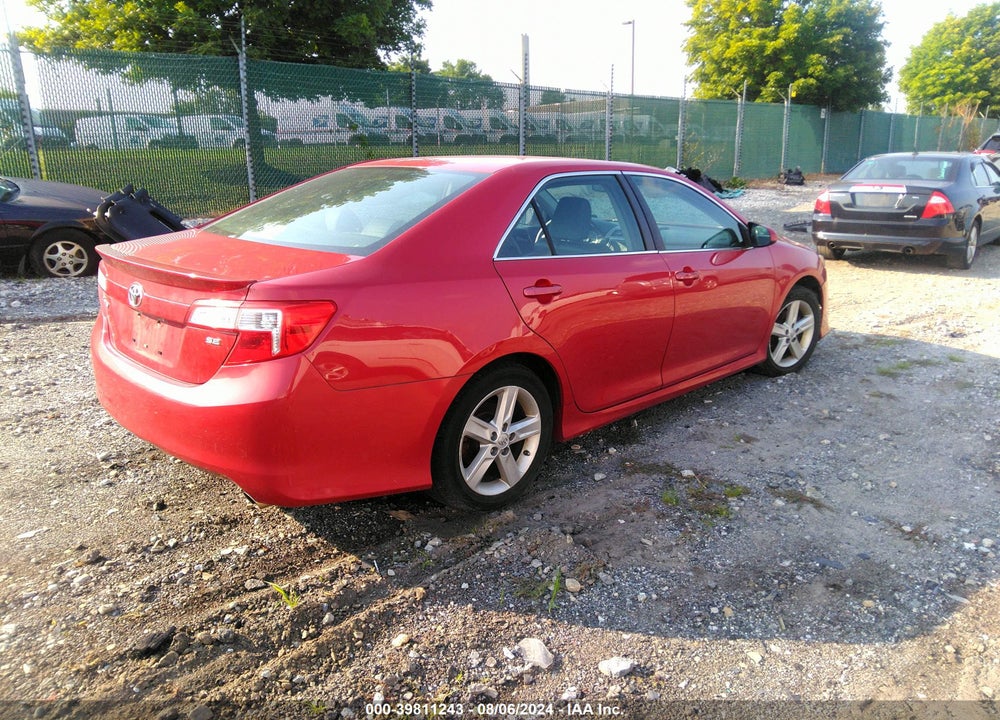 2013 TOYOTA CAMRY SE VIN: 4T1BF1FK0DU670163