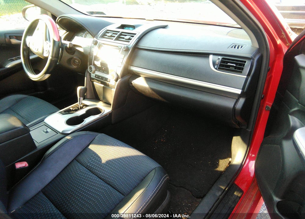 2013 TOYOTA CAMRY SE VIN: 4T1BF1FK0DU670163