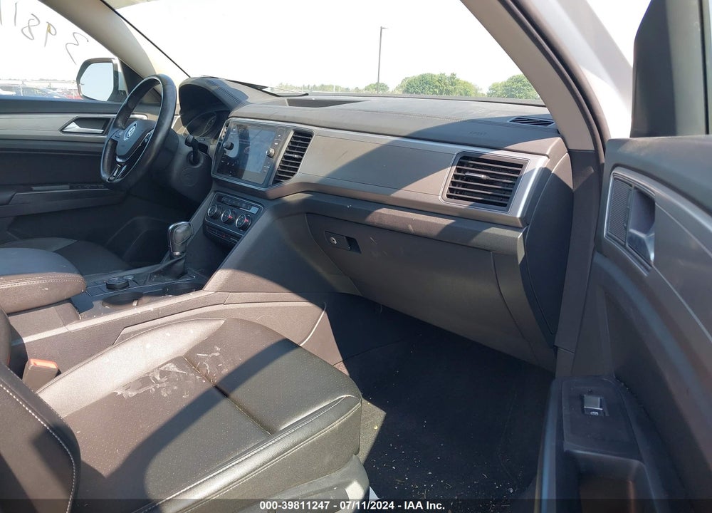 2018 VOLKSWAGEN ATLAS 3.6L V6 SE VIN: 1V2KR2CA0JC515836