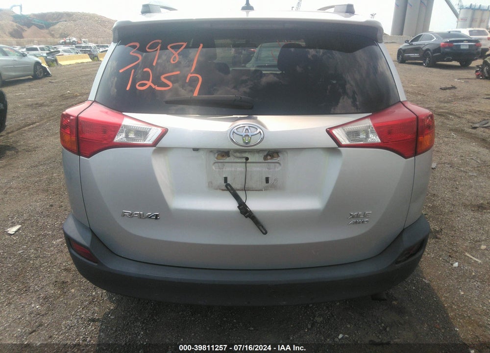 2014 TOYOTA RAV4 XLE VIN: 2T3RFREV4EW152087