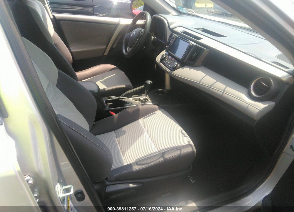 2014 TOYOTA RAV4 XLE VIN: 2T3RFREV4EW152087