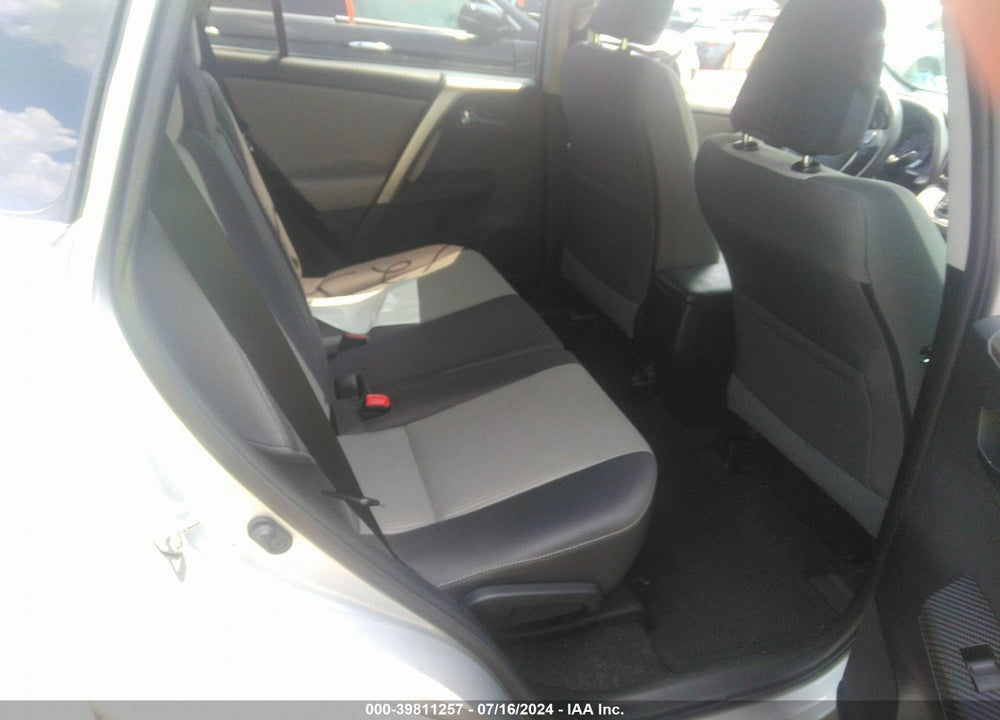 2014 TOYOTA RAV4 XLE VIN: 2T3RFREV4EW152087