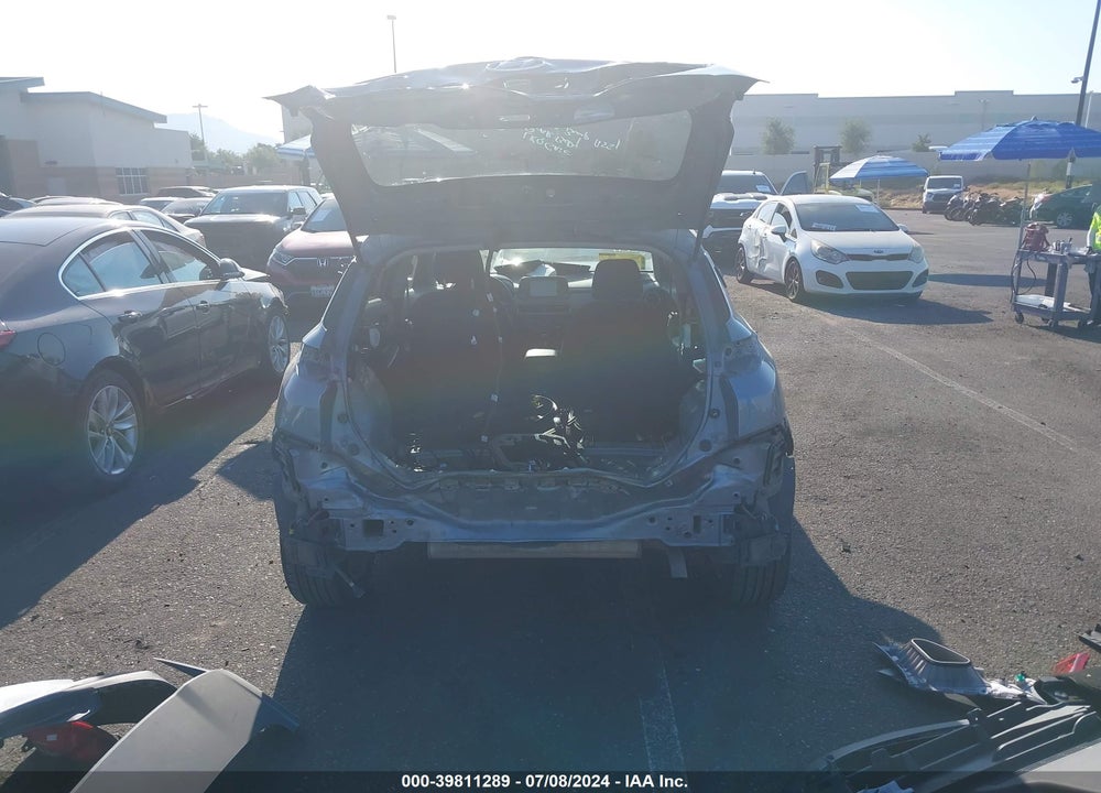 2018 HYUNDAI KONA SEL VIN: KM8K62AA4JU158289