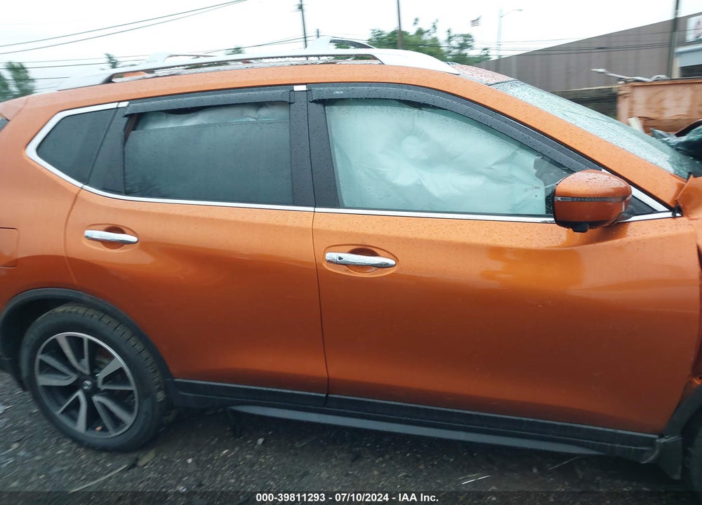 2019 NISSAN ROGUE SV VIN: JN8AT2MVXKW380479