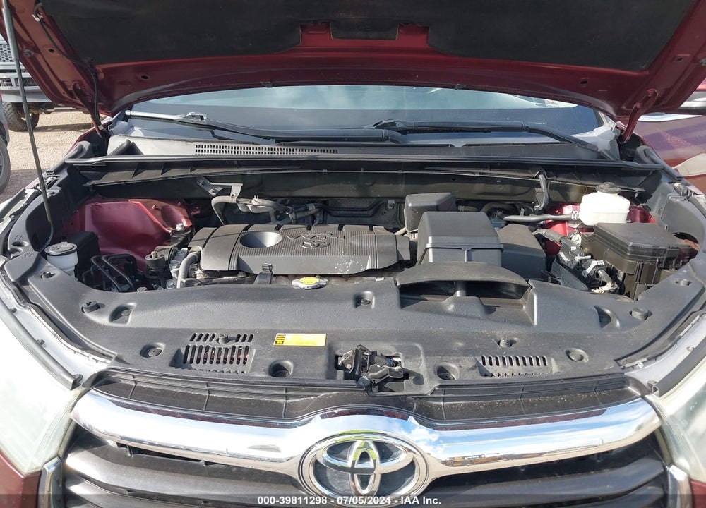2015 TOYOTA HIGHLANDER LE VIN: 5TDZARFH2FS013294