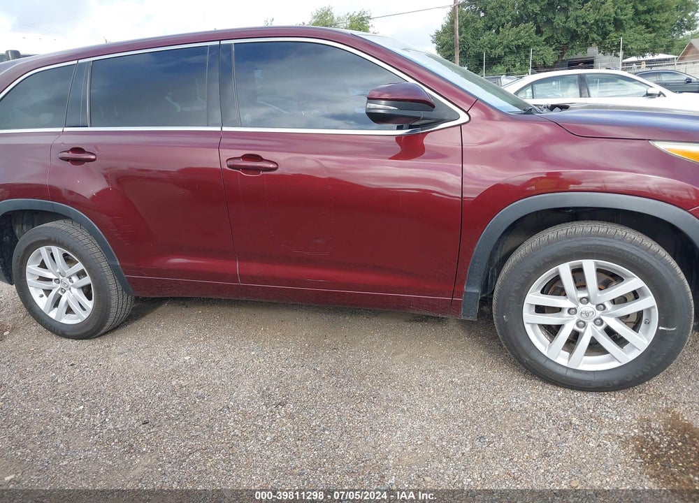 2015 TOYOTA HIGHLANDER LE VIN: 5TDZARFH2FS013294