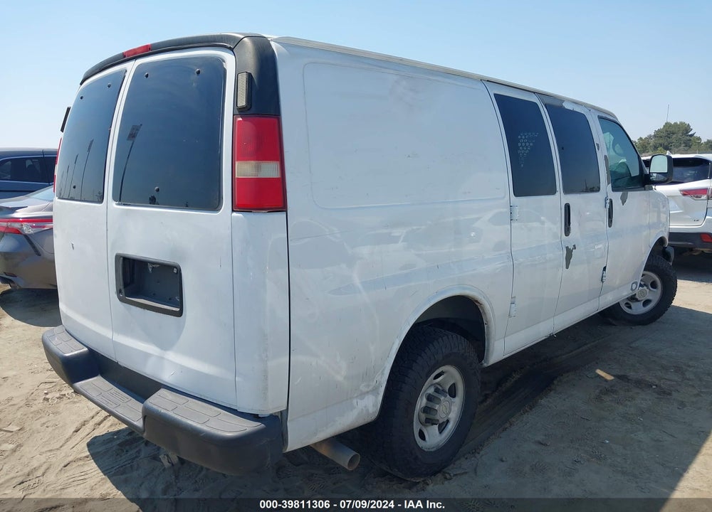 2010 CHEVROLET EXPRESS 2500 WORK VAN VIN: 1GCZGFBAXA1175427