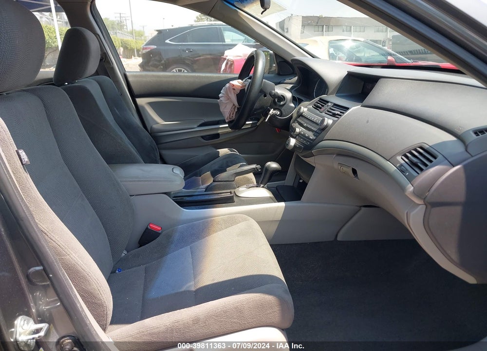 2010 HONDA ACCORD 2.4 EX VIN: 1HGCP2F77AA126071