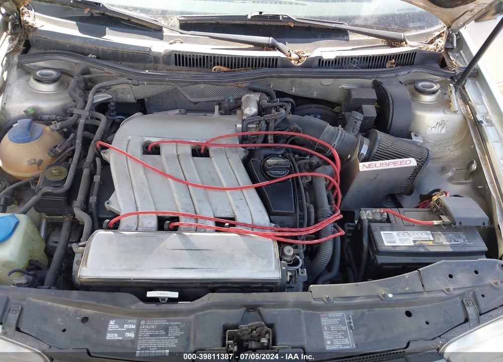 2002 VOLKSWAGEN JETTA GLX VIN: 3VWTG69M92M018530