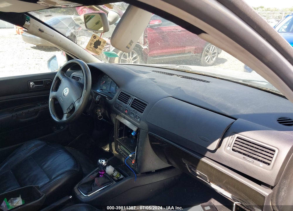 2002 VOLKSWAGEN JETTA GLX VIN: 3VWTG69M92M018530