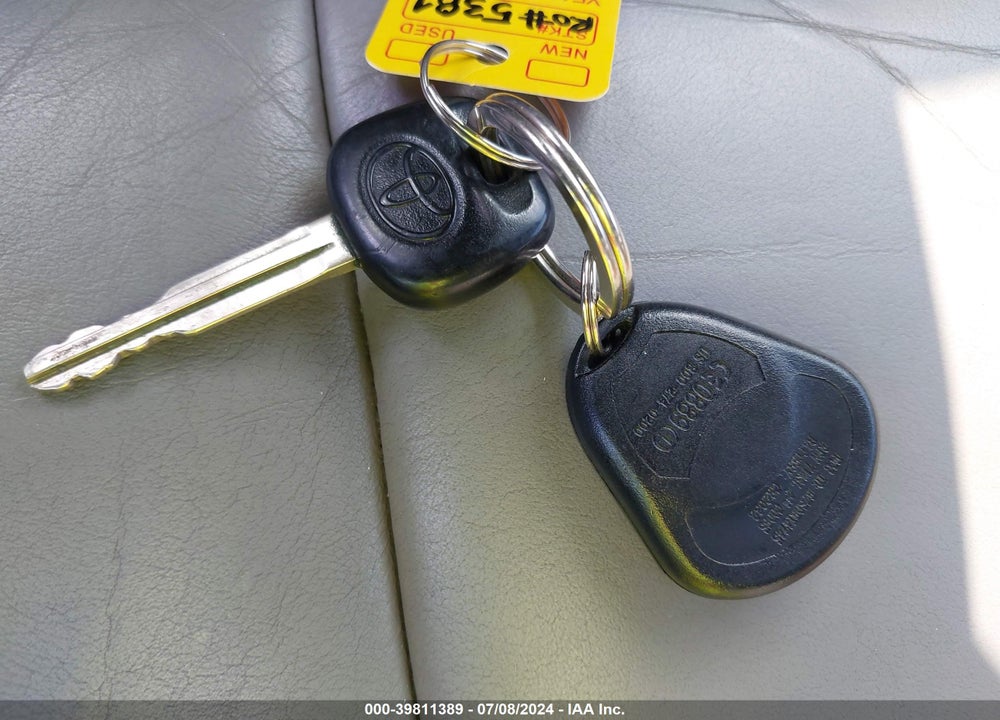 2003 TOYOTA AVALON XLS VIN: 4T1BF28B53U301722