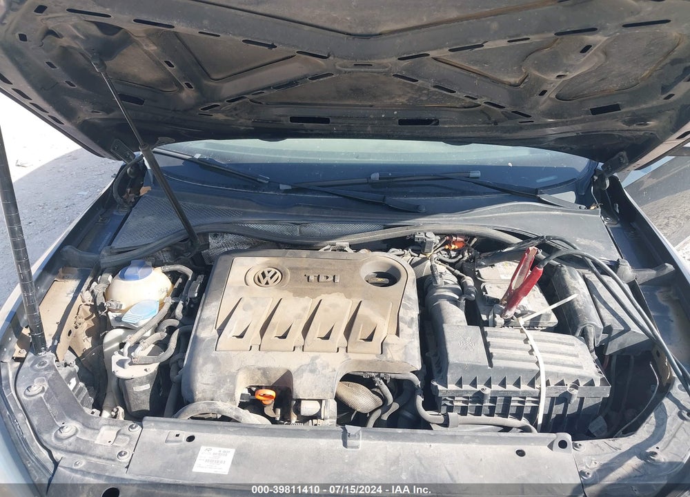 2013 VOLKSWAGEN PASSAT VIN: 1VWBN7A34DC132255