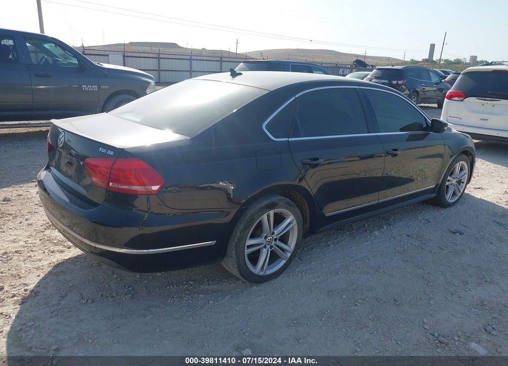 2013 VOLKSWAGEN PASSAT VIN: 1VWBN7A34DC132255