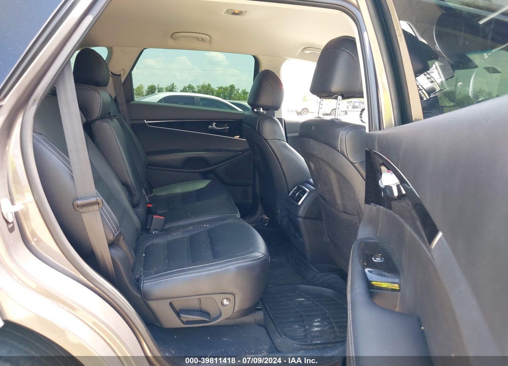 2020 KIA SORENTO VIN: 5XYPG4A58LG640760