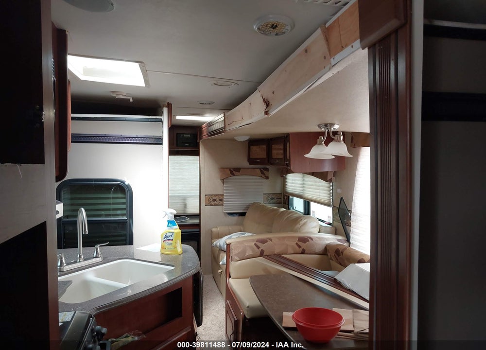 2013 FLEETWOOD EVERL31REW VIN: 5ZWTEUE29D1003397