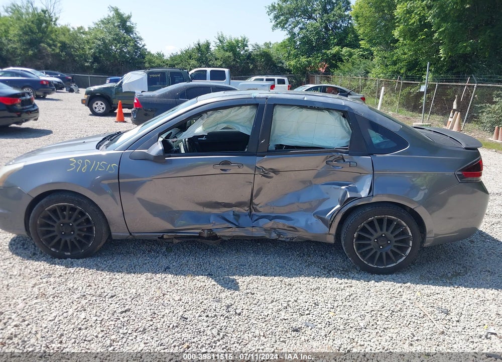 2010 FORD FOCUS SES VIN: 1FAHP3GN0AW261585