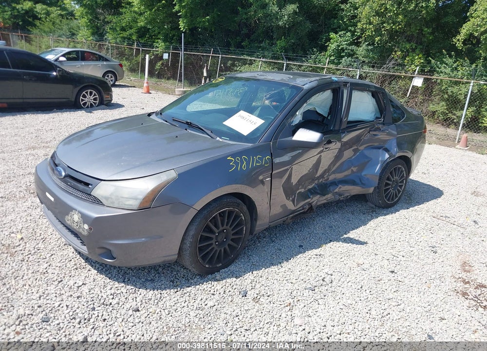 2010 FORD FOCUS SES VIN: 1FAHP3GN0AW261585