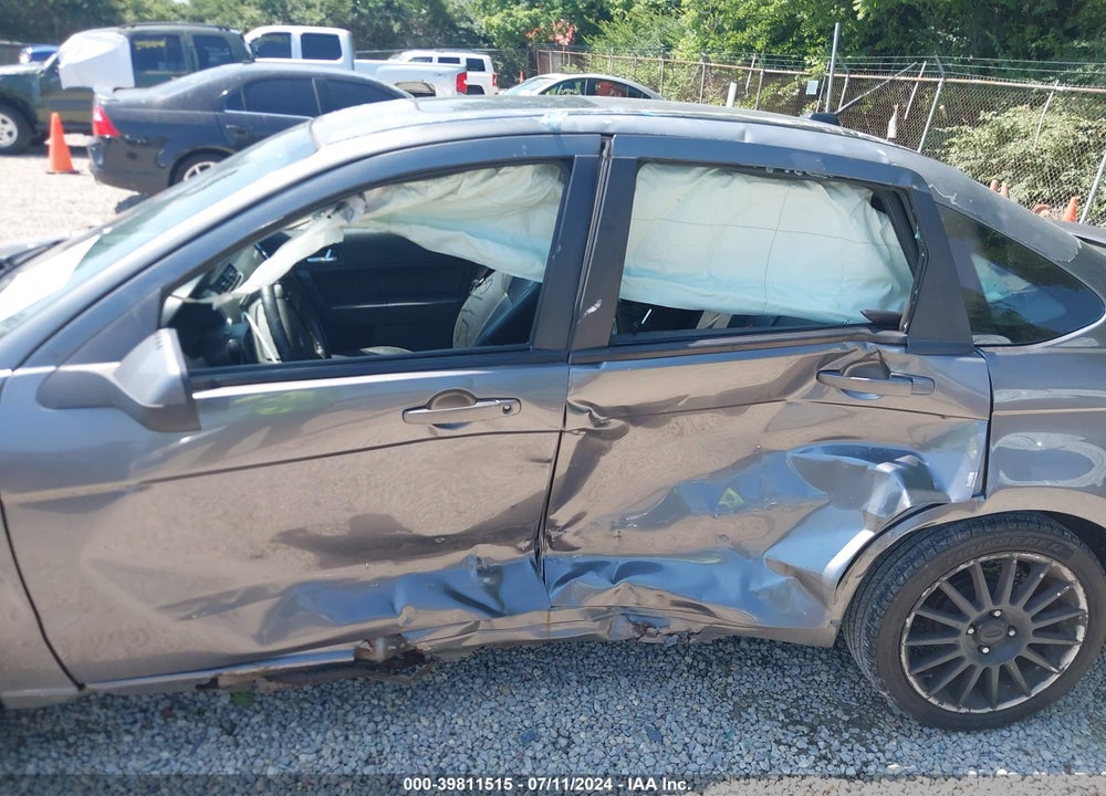 2010 FORD FOCUS SES VIN: 1FAHP3GN0AW261585