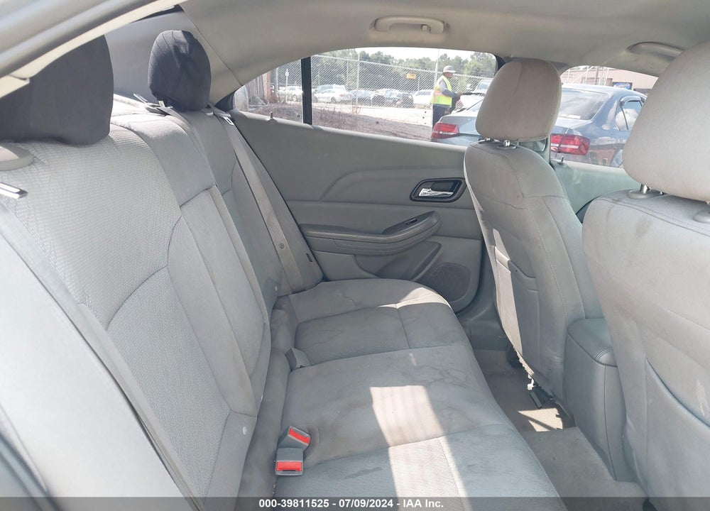 2015 CHEVROLET MALIBU LS VIN: 1G11B5SLXFF118137