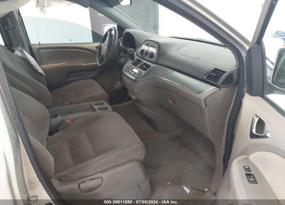 2008 HONDA ODYSSEY EX VIN: 5FNRL38418B011500