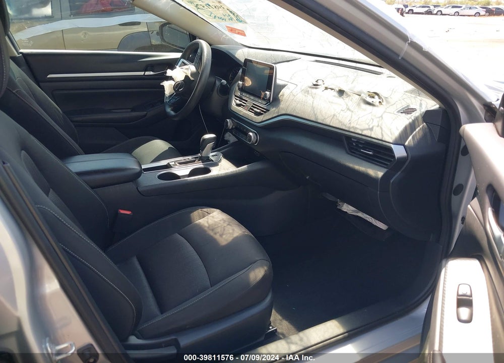 2022 NISSAN ALTIMA SV FWD VIN: 1N4BL4DV1NN397196