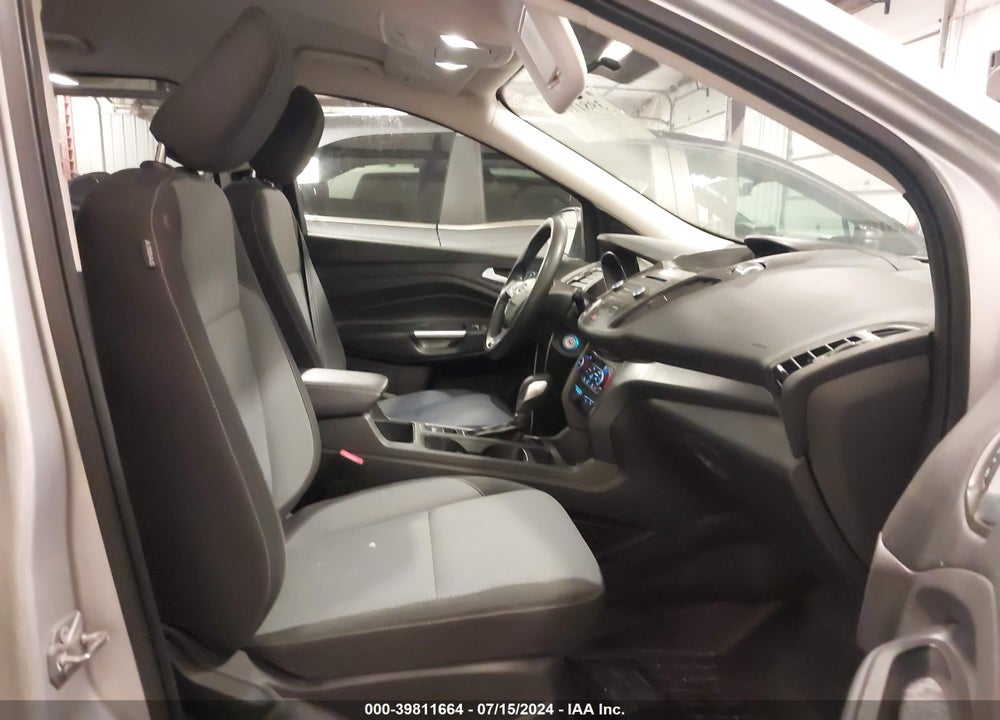 2018 FORD ESCAPE SE VIN: 1FMCU9GD5JUA73322