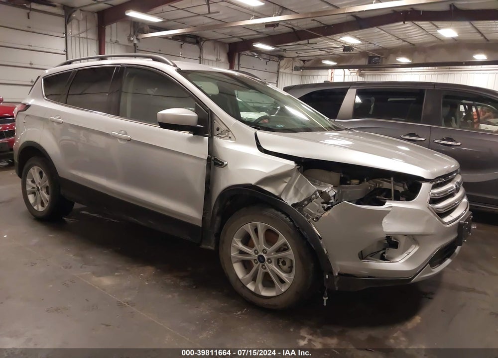 2018 FORD ESCAPE SE VIN: 1FMCU9GD5JUA73322
