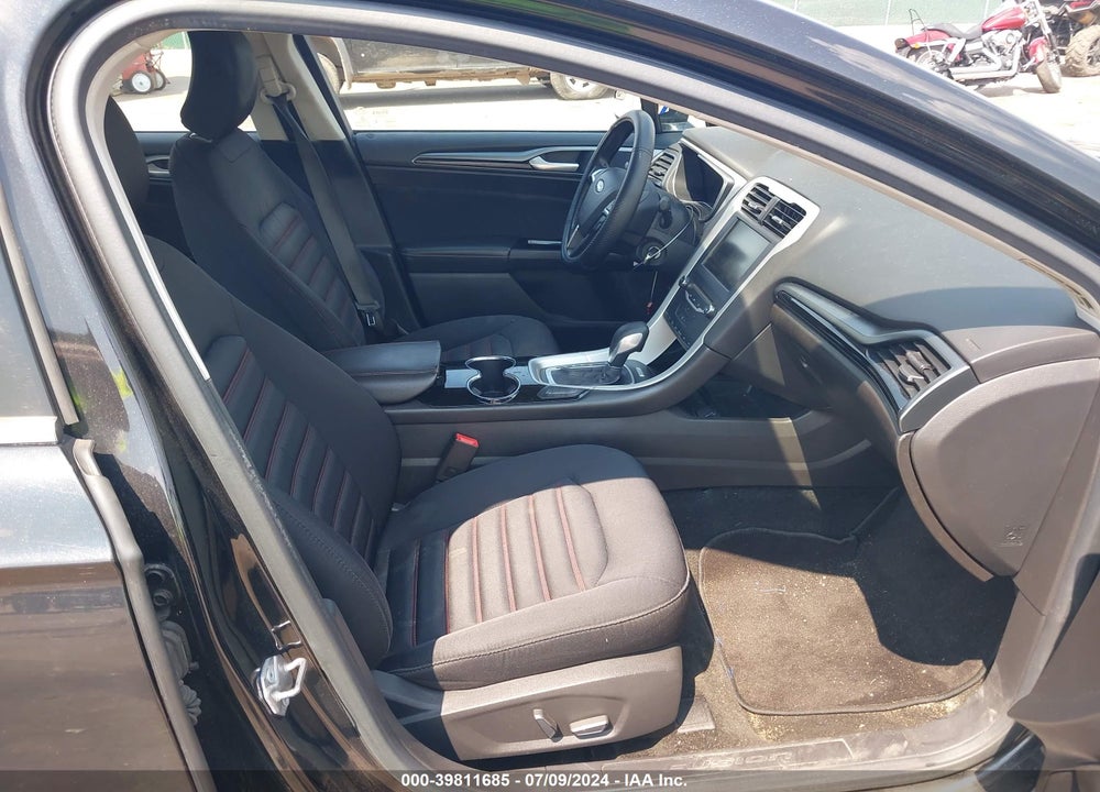 2015 FORD FUSION SE VIN: 3FA6P0H7XFR271248