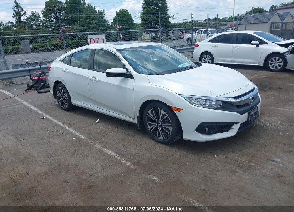 2018 HONDA CIVIC VIN: JHMFC1F77JX026355