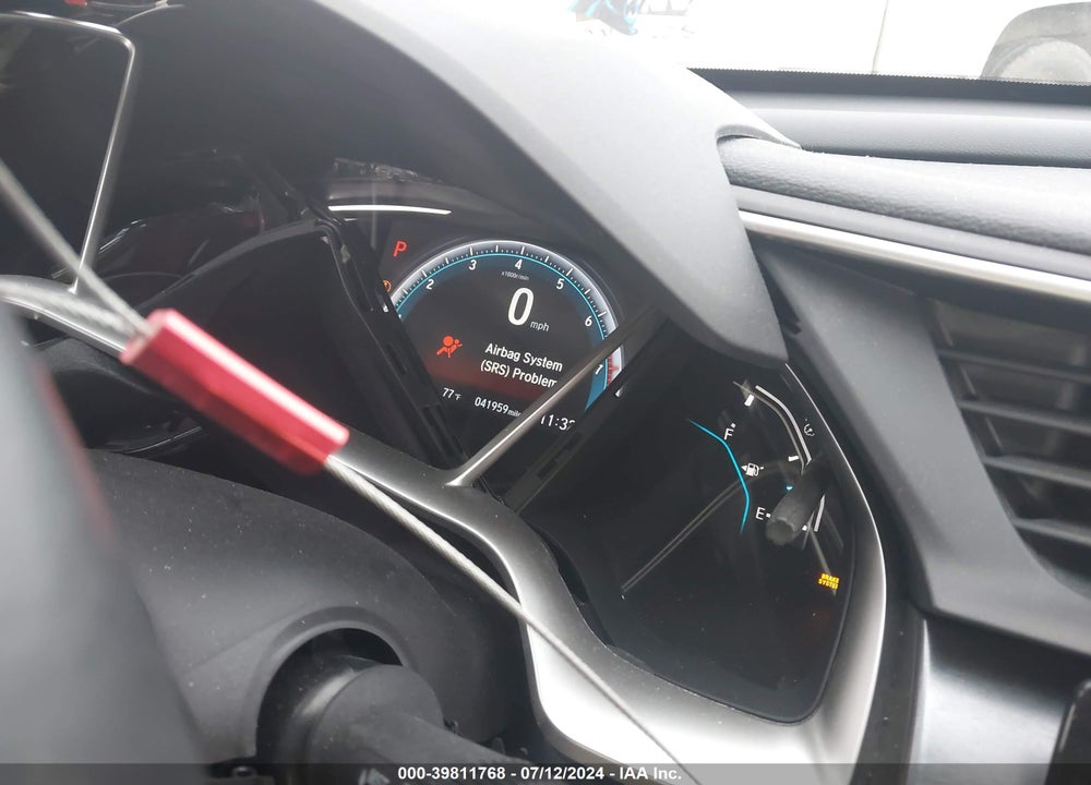 2018 HONDA CIVIC VIN: JHMFC1F77JX026355