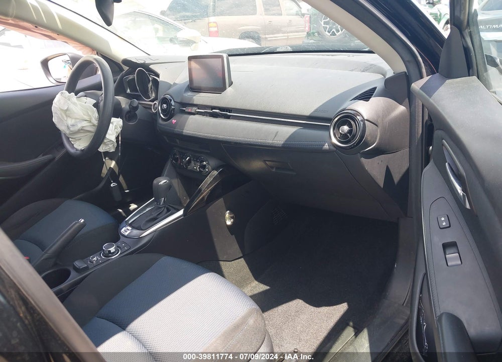 2018 TOYOTA YARIS IA VIN: 3MYDLBYV6JY314474