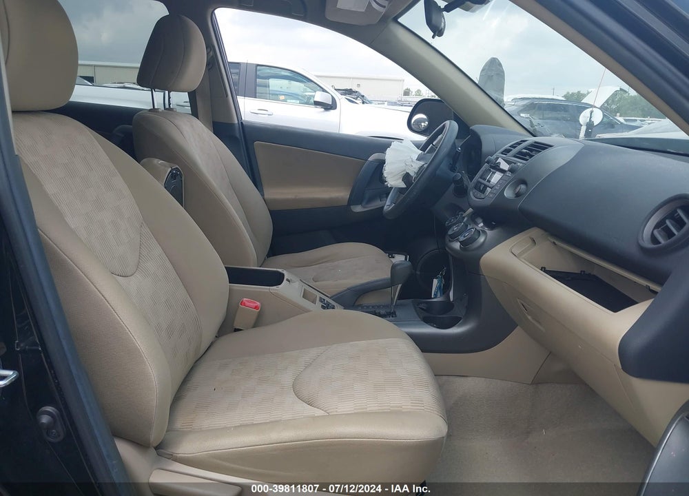 2011 TOYOTA RAV4 VIN: 2T3ZF4DV1BW061780