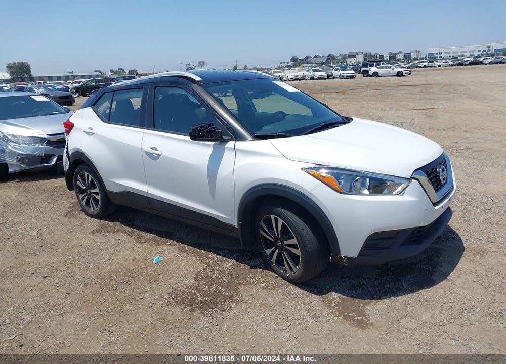 2019 NISSAN KICKS SV VIN: 3N1CP5CUXKL534670