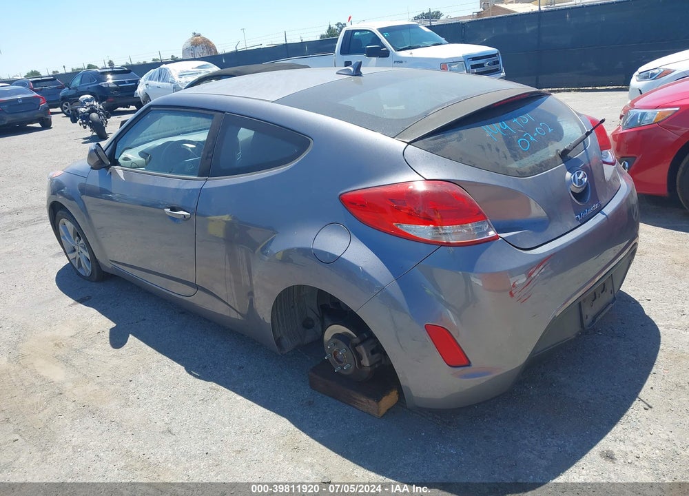 2017 HYUNDAI VELOSTER VIN: KMHTC6AD9HU311063