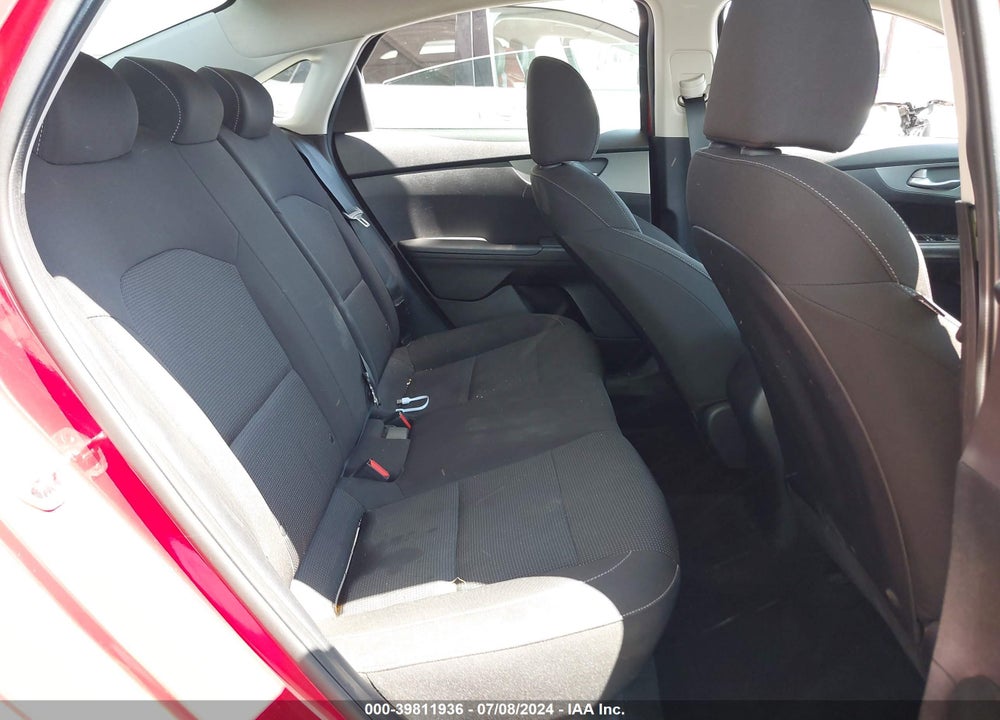 2019 KIA FORTE LXS VIN: 3KPF24AD3KEO71555