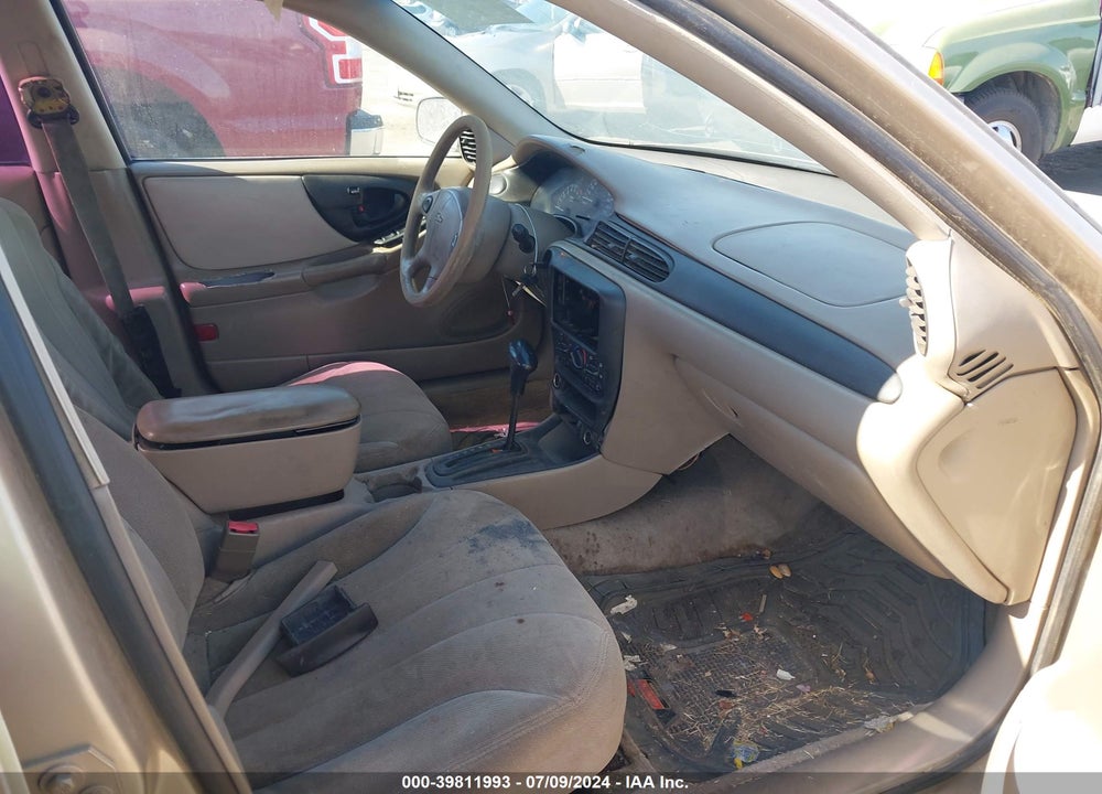 2005 CHEVROLET CLASSIC VIN: 1G1ND52F65M233740