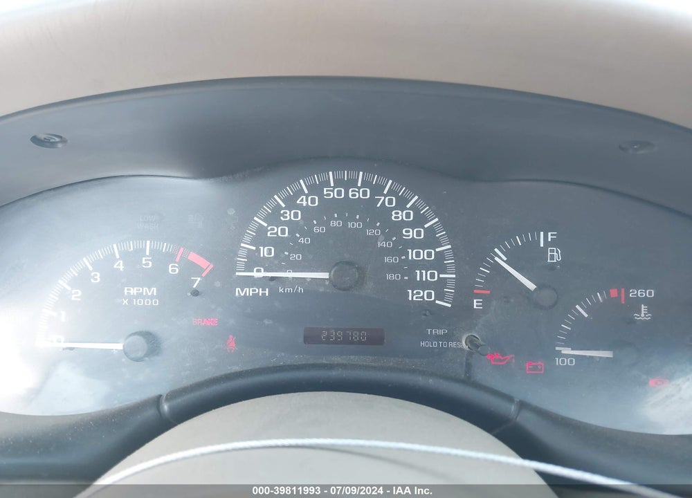 2005 CHEVROLET CLASSIC VIN: 1G1ND52F65M233740