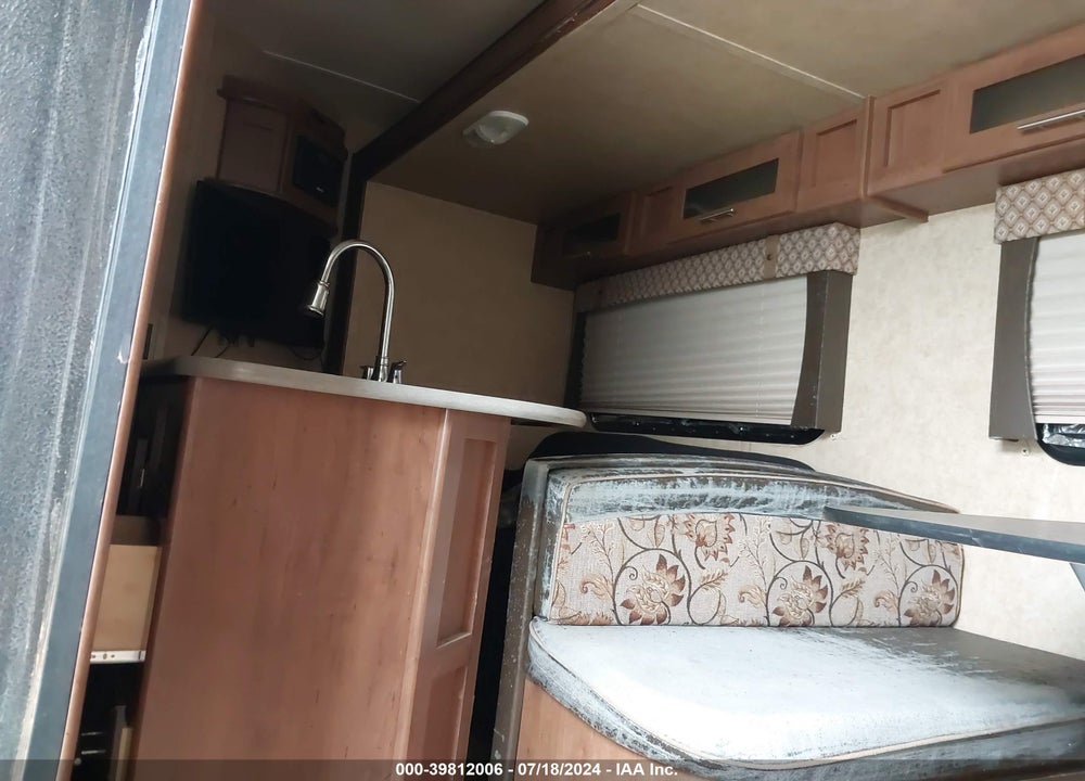 2014 AEROLITE 319BHSS VIN: 47CTAET22EK175803
