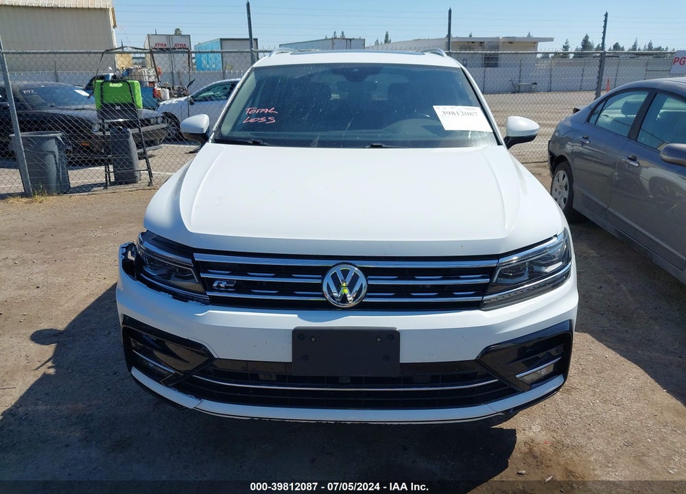 2018 VOLKSWAGEN TIGUAN 2.0T SEL PREMIUM VIN: 3VV4B7AX7JM217058
