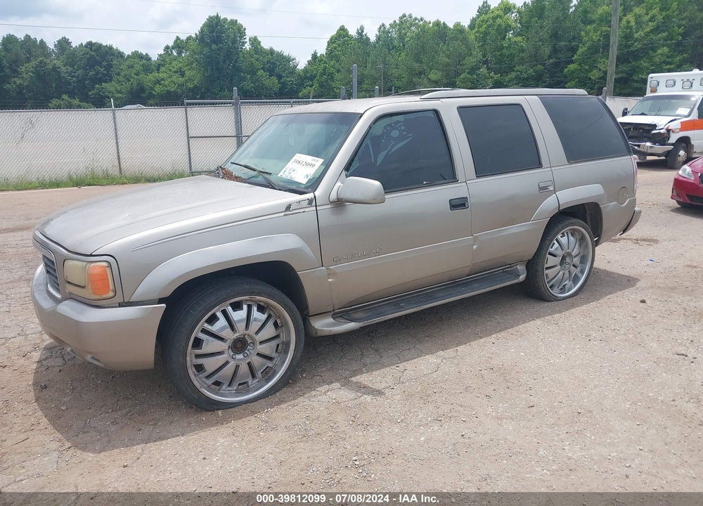 1999 CADILLAC ESCALADE VIN: 1GYEK13R8XR409556