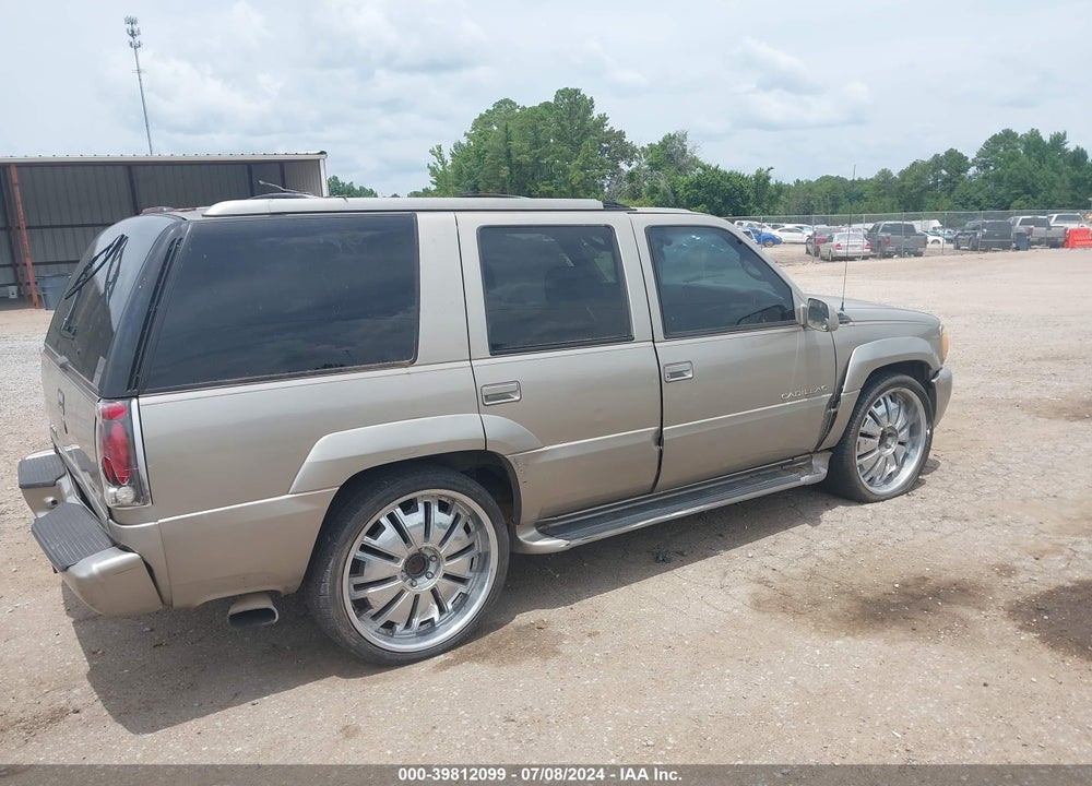 1999 CADILLAC ESCALADE VIN: 1GYEK13R8XR409556