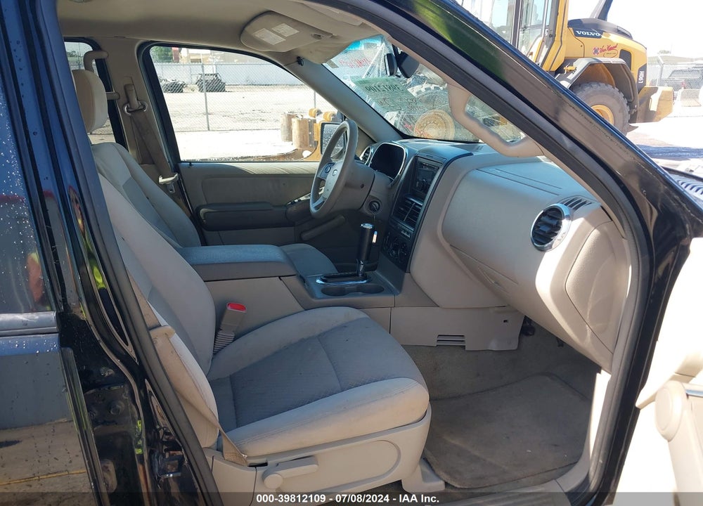 2006 FORD EXPLORER XLS VIN: 1FMEU72E56ZA18215