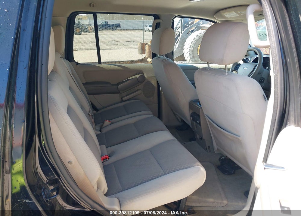 2006 FORD EXPLORER XLS VIN: 1FMEU72E56ZA18215