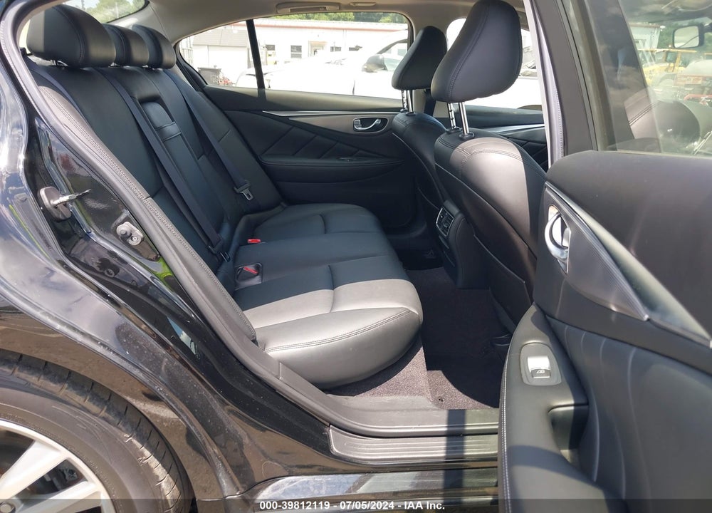 2016 INFINITI Q50 2.0T BASE VIN: JN1CV7AR5GM251767