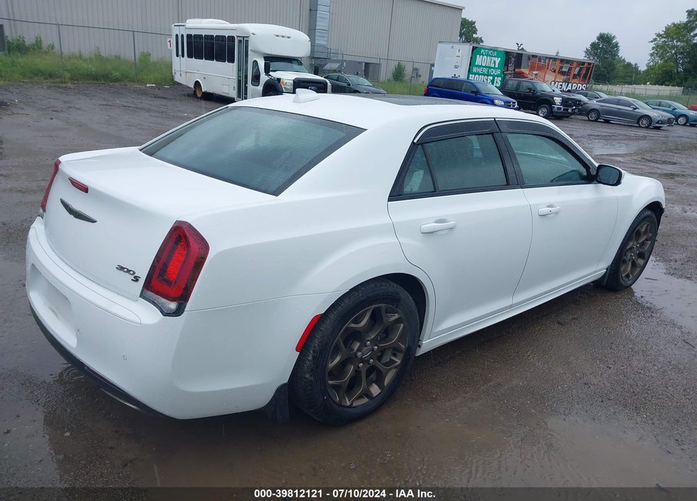 2016 CHRYSLER 300 300S ALLOY EDITION VIN: 2C3CCAGG2GH296324