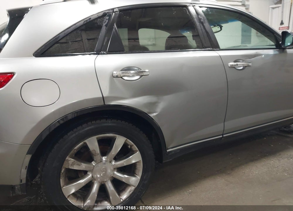 2004 INFINITI FX45 VIN: JNRBS08W74X401490