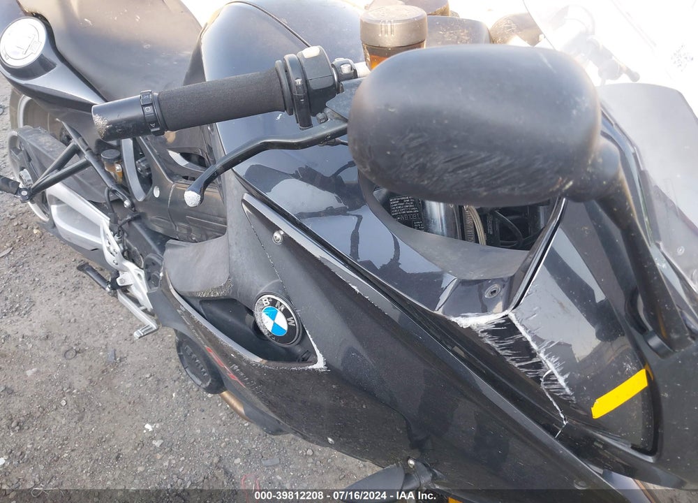 2014 BMW F800 GT VIN: WB10B1308EZF87725