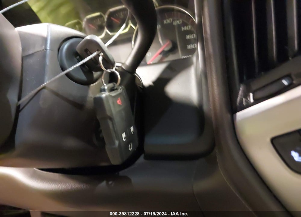 2015 GMC SIERRA 1500 SLE VIN: 3GTU2UEC9FG288630