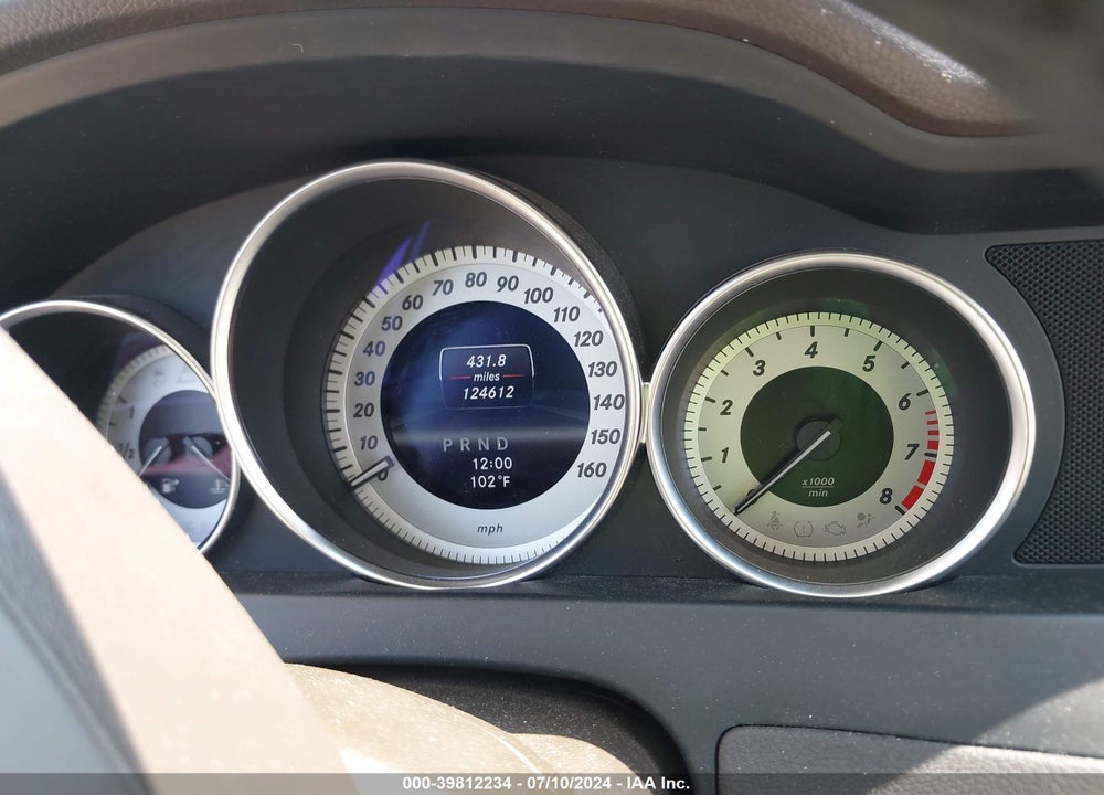 2013 MERCEDES-BENZ C 250 LUXURY/SPORT VIN: WDDGF4HBXDF971722