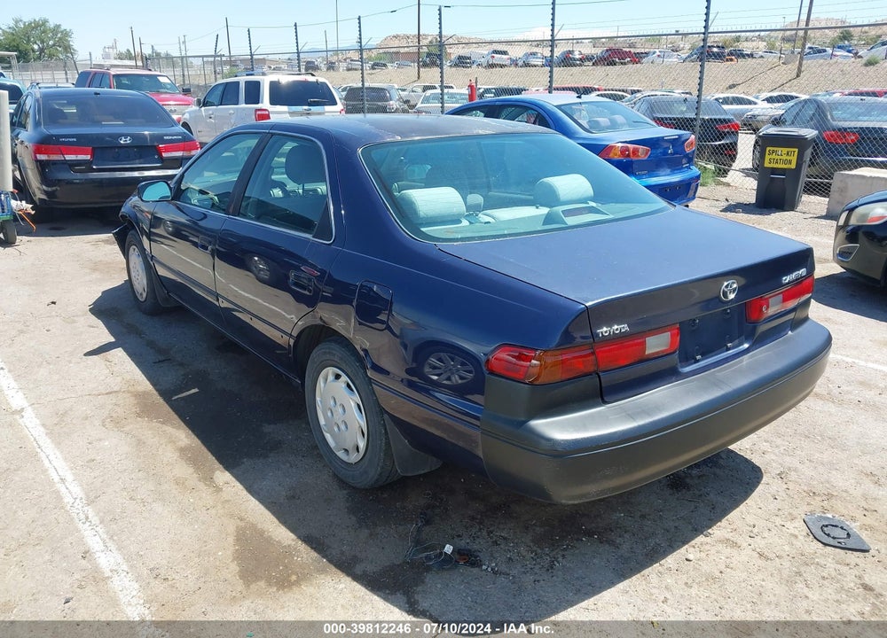 1998 TOYOTA CAMRY LE VIN: JT2BG22KXW0109727